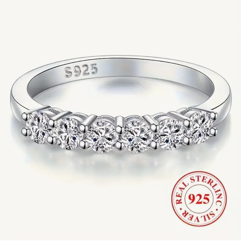 925 Silver Ring Sz 8